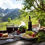 Tradlhof